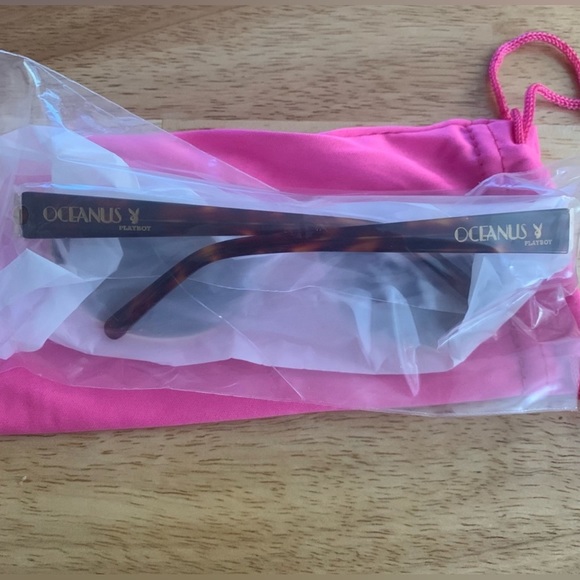 NWT OCEANUS X PLAYBOY SWIMWEAR PENNY LANE SUNGLASSES - LIMITED ADDITION - Picture 9 of 10